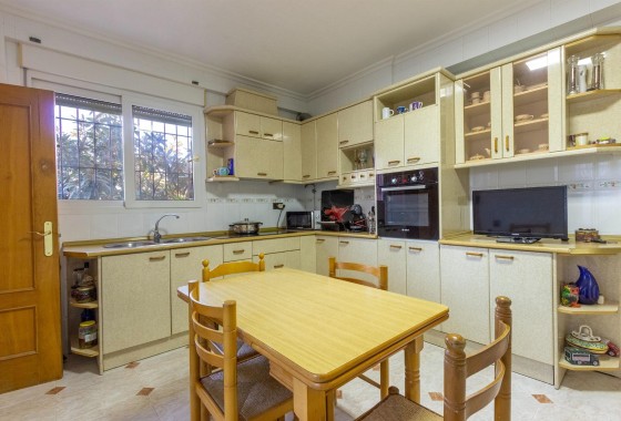 Sale - Detached Villa -
Torrevieja - Los Balcones