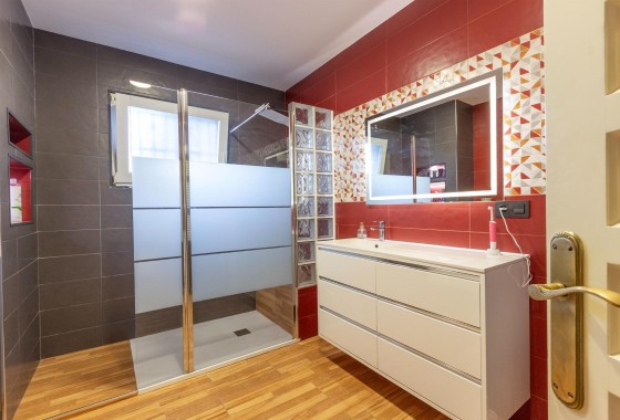 Sale - Detached Villa -
Torrevieja - Los Balcones