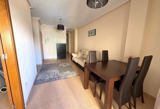 Herverkoop - Appartement / Flat -
Torrevieja - Center
