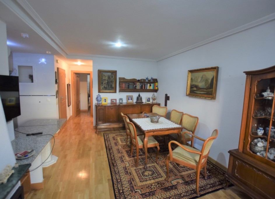 Sale - Apartment / flat -
Guardamar del Segura - El Raso