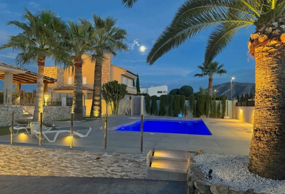 Herverkoop - Vrijstaande Villa -
Alfaz del Pi - Costa Blanca