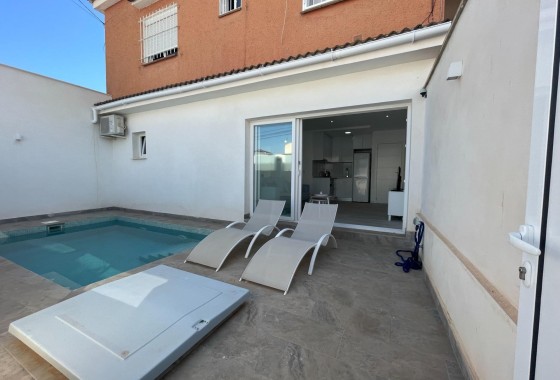 Sprzedaż - Apartament / Mieszkanie -
Orihuela Costa - La Regia
