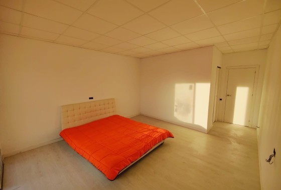 Revente - Villa Individuelle -
Pinoso - Inland