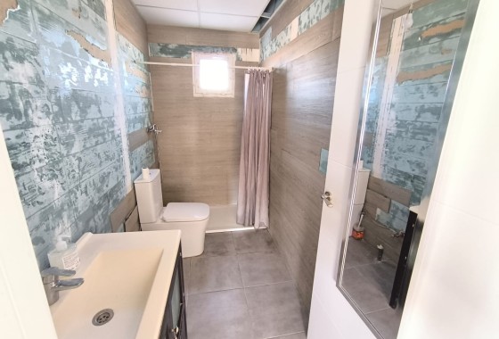 Revente - Villa Individuelle -
Pinoso - Inland