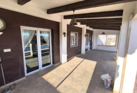 Resale - Freistehende Villa -
Villena - Inland