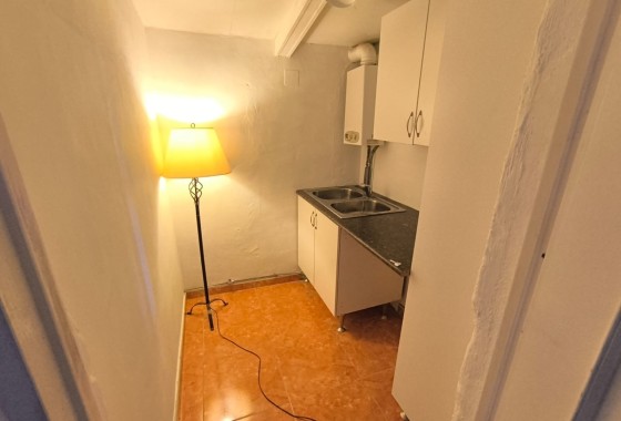 Resale - Freistehende Villa -
Villena - Inland