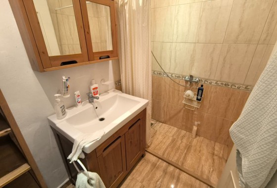 Resale - Freistehende Villa -
Villena - Inland