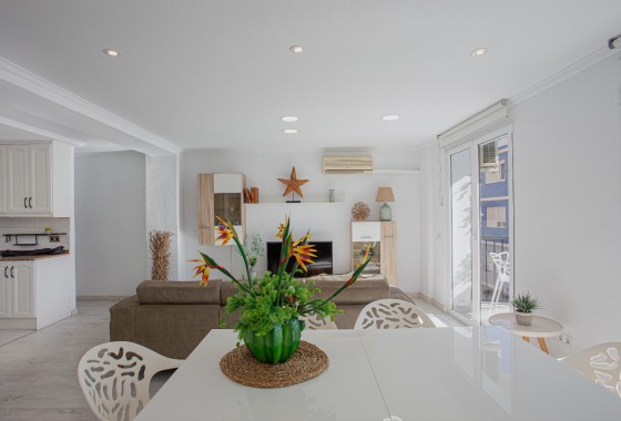 Herverkoop - Appartement / Flat -
Torrevieja - Costa Blanca