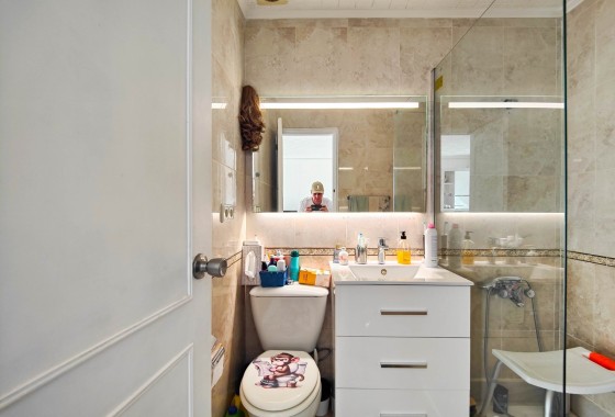 Herverkoop - Stadswoning -
Torrevieja - Torreta - Salado