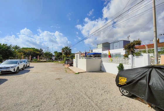Herverkoop - Stadswoning -
Torrevieja - Torreta - Salado