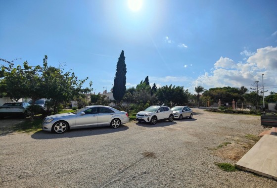 Herverkoop - Stadswoning -
Torrevieja - Torreta - Salado