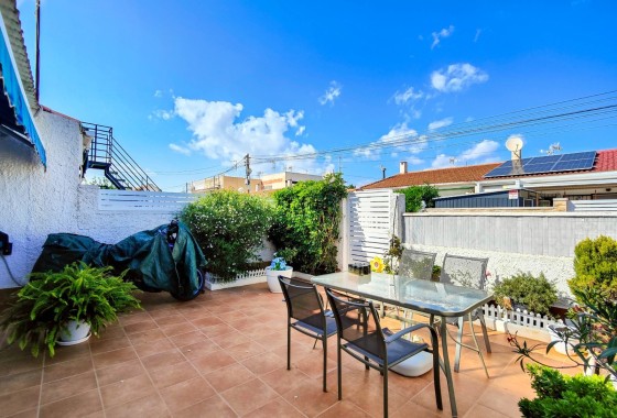 Herverkoop - Stadswoning -
Torrevieja - Torreta - Salado