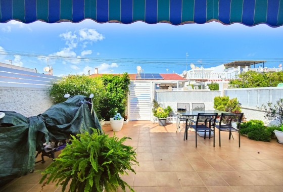 Herverkoop - Stadswoning -
Torrevieja - Torreta - Salado