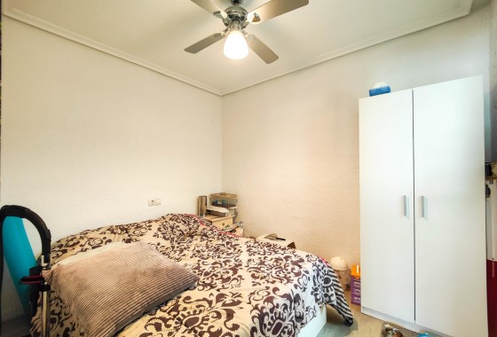 Herverkoop - Stadswoning -
Torrevieja - Torreta - Salado