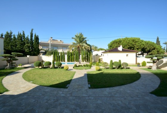 Herverkoop - Vrijstaande Villa -
Orihuela Costa - Costa Blanca