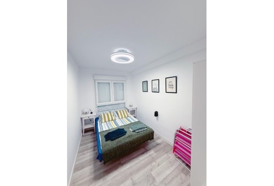 Herverkoop - Appartement / Flat -
Torrevieja - Playa del Cura