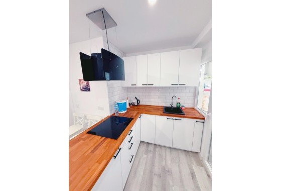 Herverkoop - Appartement / Flat -
Torrevieja - Playa del Cura