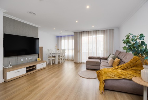 Herverkoop - Appartement / Flat -
Torrevieja - Center