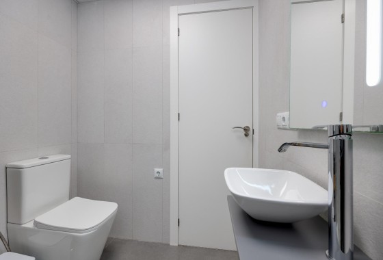 Herverkoop - Appartement / Flat -
Torrevieja - Center