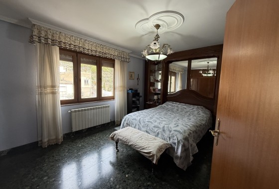 Herverkoop - Appartement / Flat -
Onil - Costa Blanca