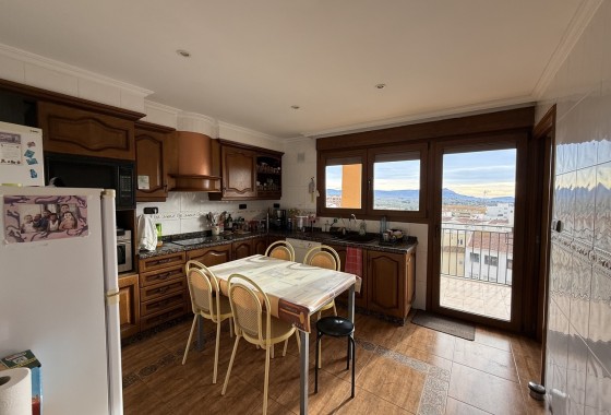 Herverkoop - Appartement / Flat -
Onil - Costa Blanca
