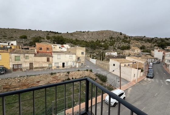 Herverkoop - Appartement / Flat -
Onil - Costa Blanca