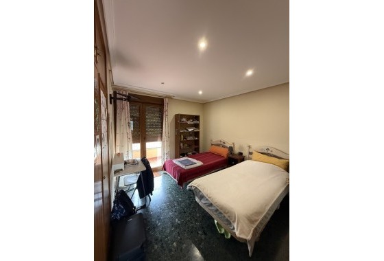 Herverkoop - Appartement / Flat -
Onil - Costa Blanca