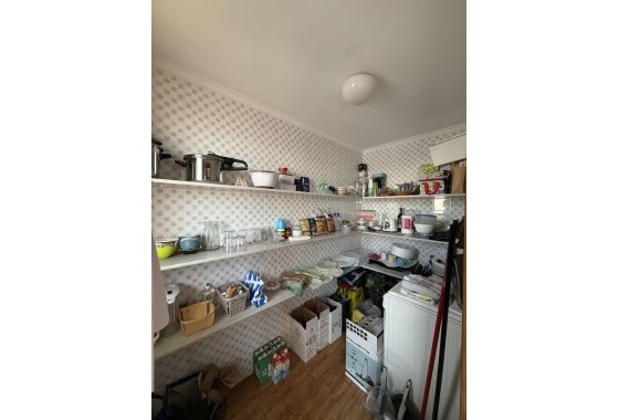 Herverkoop - Appartement / Flat -
Onil - Costa Blanca