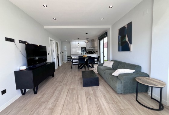 Herverkoop - Vrijstaande Villa -
Punta Prima - Costa Blanca