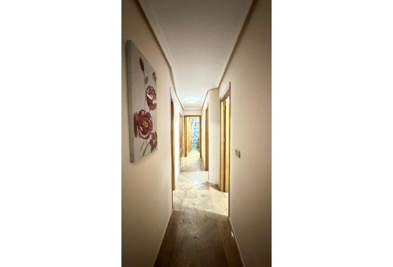 Revente - Appartement -
Torrevieja