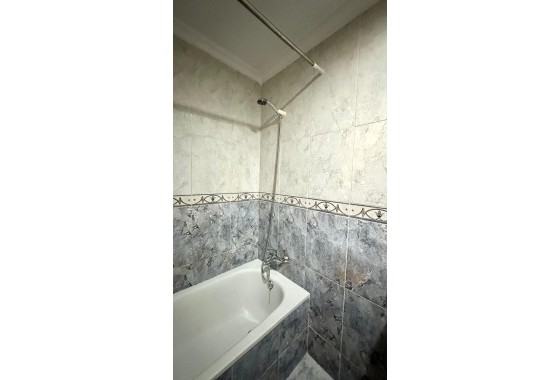 Revente - Appartement -
Torrevieja