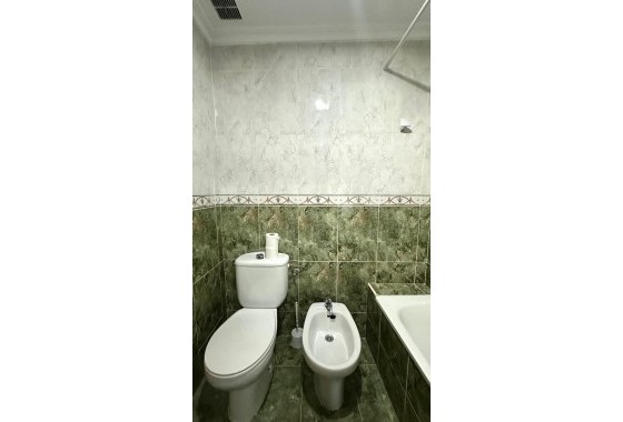 Revente - Appartement -
Torrevieja