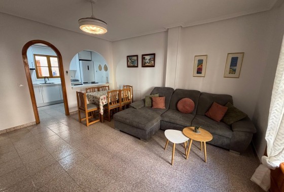Herverkoop - Appartement / Flat -
Torrevieja - Los Frutales