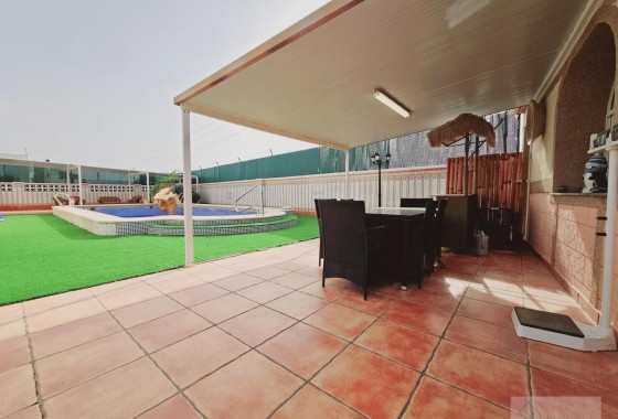 Sprzedaż - Willa wolnostojąca -
Torrevieja - La Siesta - El Salado - Torreta