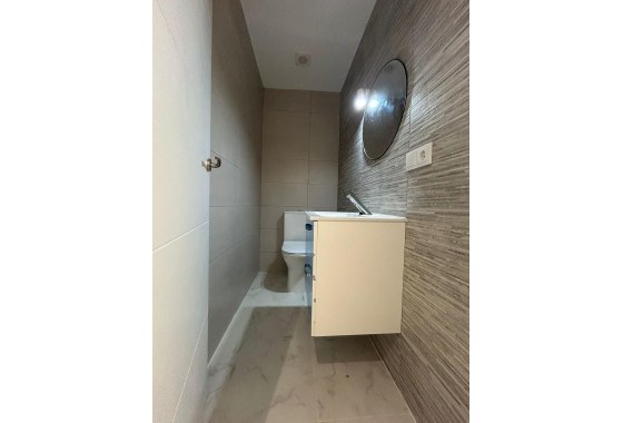 Venta - Apartamento / Piso -
Torrevieja