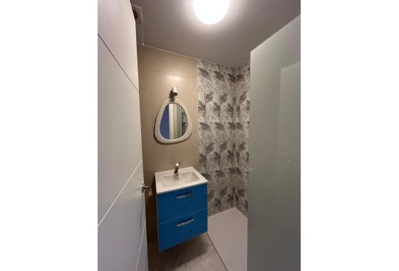 Venta - Apartamento / Piso -
Torrevieja