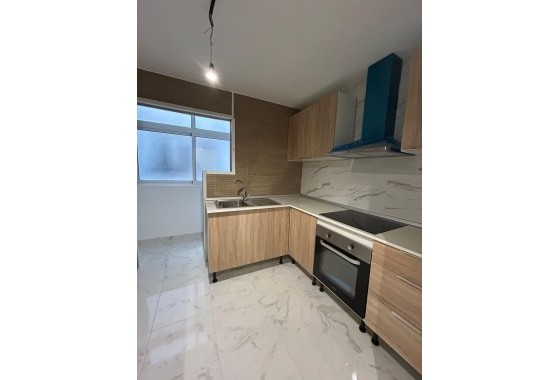 Venta - Apartamento / Piso -
Torrevieja