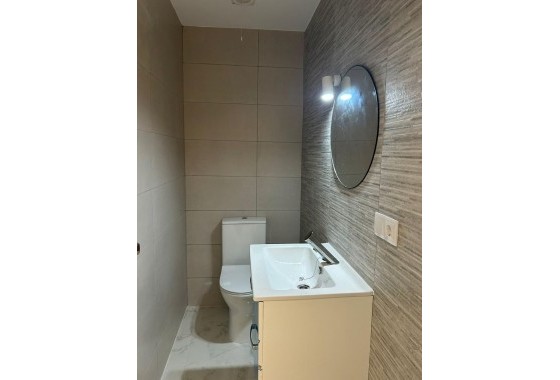 Venta - Apartamento / Piso -
Torrevieja