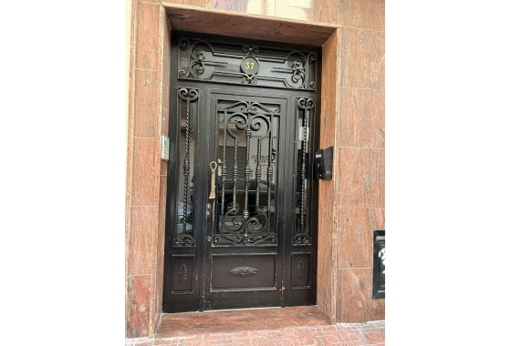 Venta - Apartamento / Piso -
Torrevieja