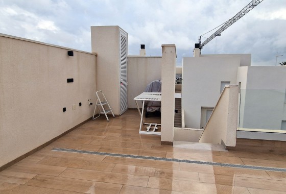Sprzedaż - Apartament / Mieszkanie -
Algorfa - Inland