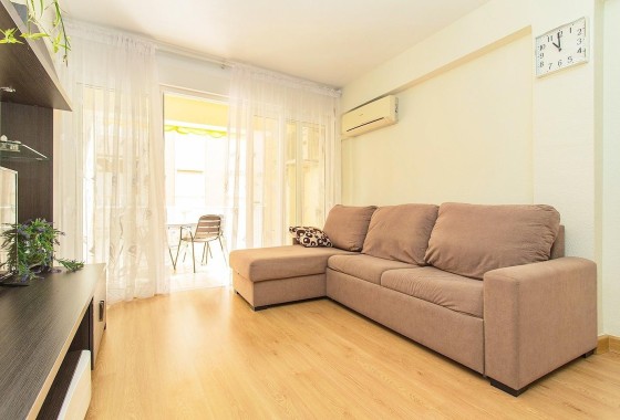 Herverkoop - Appartement / Flat -
Torrevieja - Playa del Cura