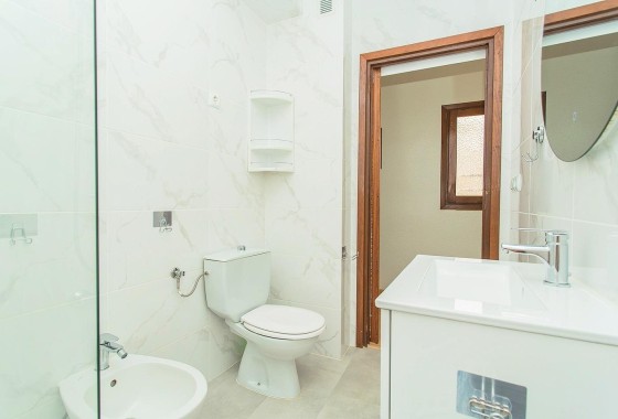 Herverkoop - Appartement / Flat -
Torrevieja - Playa del Cura