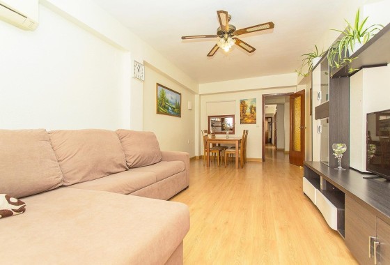 Herverkoop - Appartement / Flat -
Torrevieja - Playa del Cura