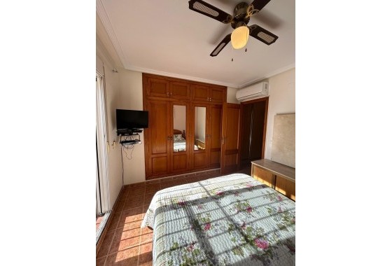 Venta - Apartamento / Piso -
Orihuela Costa - Punta Prima