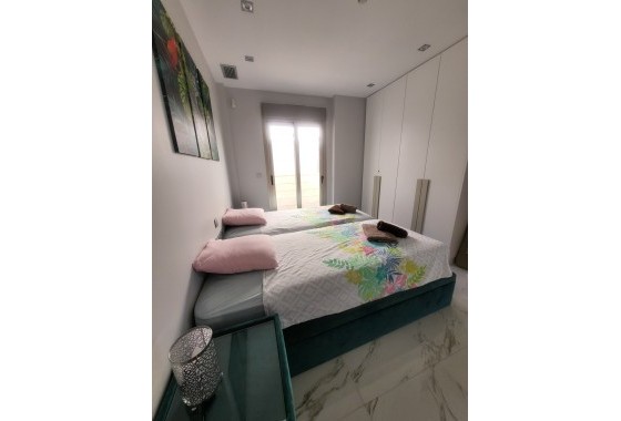 Resale - Freistehende Villa -
Orihuela Costa - Costa Blanca