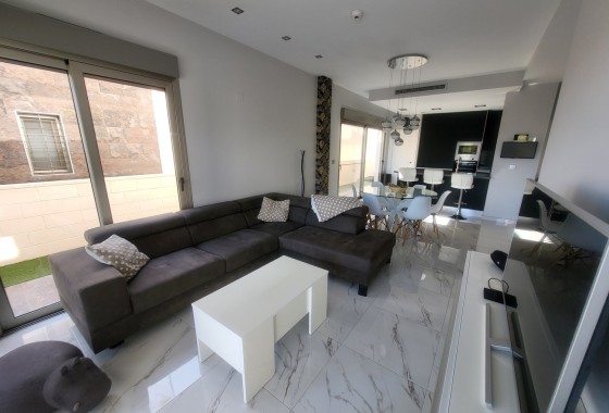 Resale - Freistehende Villa -
Orihuela Costa - Costa Blanca