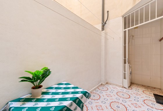 Herverkoop - Appartement / Flat -
Torrevieja - Parque de las Naciones