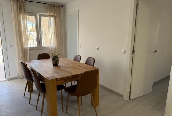 Herverkoop - Halfvrijstaande villa -
Torrevieja - Cabo cervera