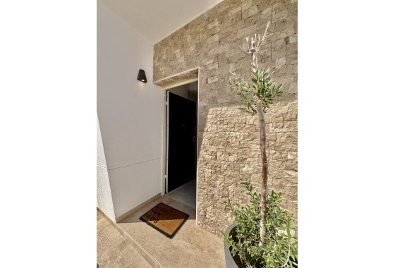 Herverkoop - Vrijstaande Villa -
Benijofar - Costa Blanca