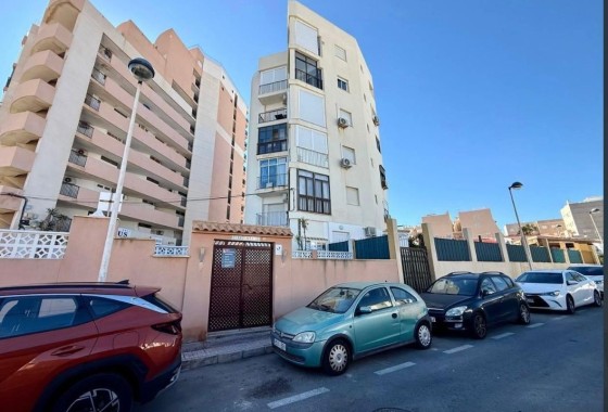 Herverkoop - Appartement / Flat -
Torrevieja - La Mata